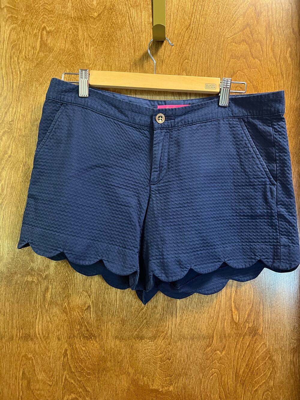 Lily Pulitzer 5" Buttercup Scallop Hem Shorts sze 8